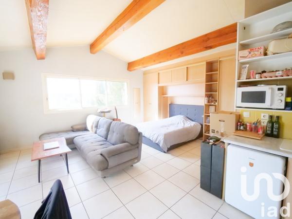 Mas 9 pièces de 278 m² à Bages (66670)