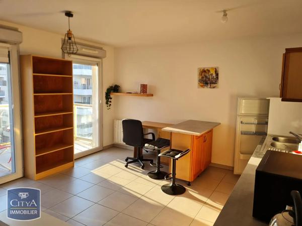 Appartement à louer 1 pièce 30.23m² Vaulx-en-Velin (69120)