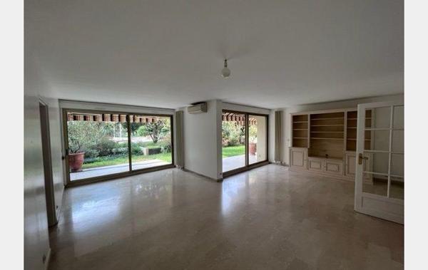 Vente Appartement P6 à rafraîchir Nimes   