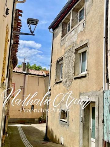 Maison de village à rénover  Beau potentiel au coeur de Rustiques (11800)