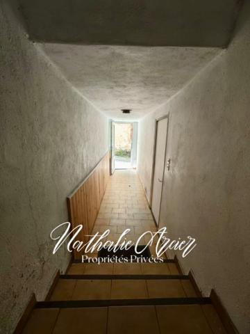 Maison de village à rénover  Beau potentiel au coeur de Rustiques (11800)