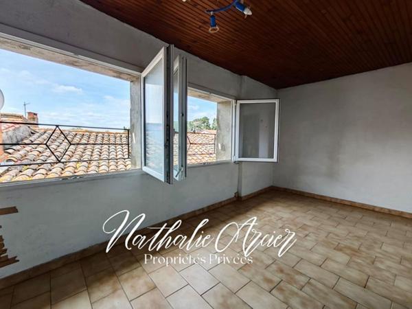 Maison de village à rénover  Beau potentiel au coeur de Rustiques (11800)