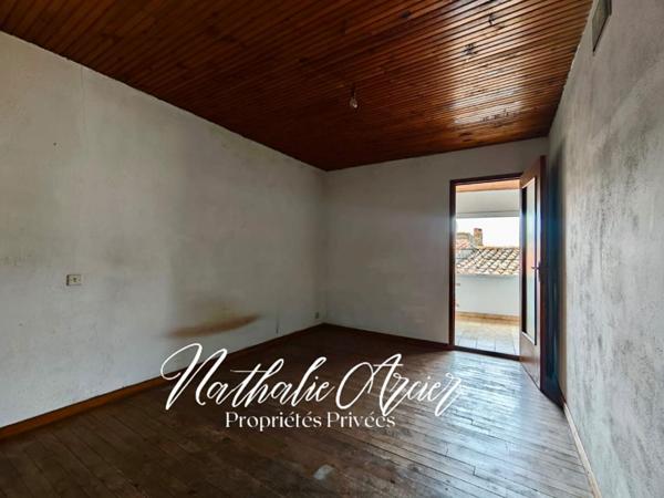 Maison de village à rénover  Beau potentiel au coeur de Rustiques (11800)