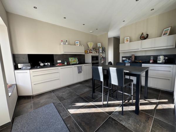 A VENDRE-Grange rénovée 5 pièces-125m2