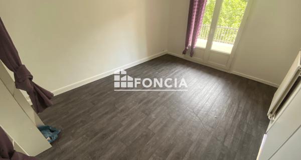 Location Studio 27.46 m² - Antony 92160