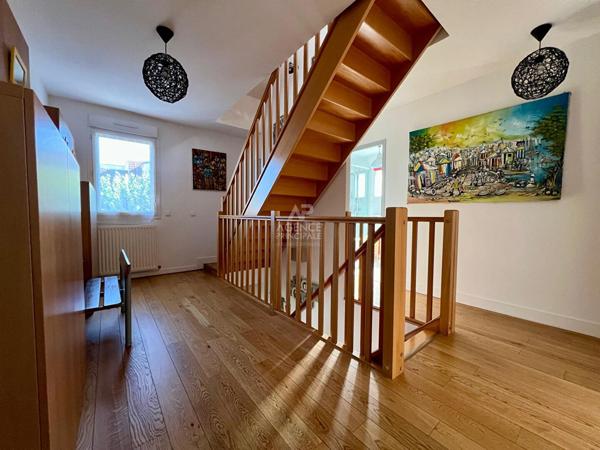 Maison Houilles 7 pièce(s) 165 m2 €955 000 ** - Référence 916