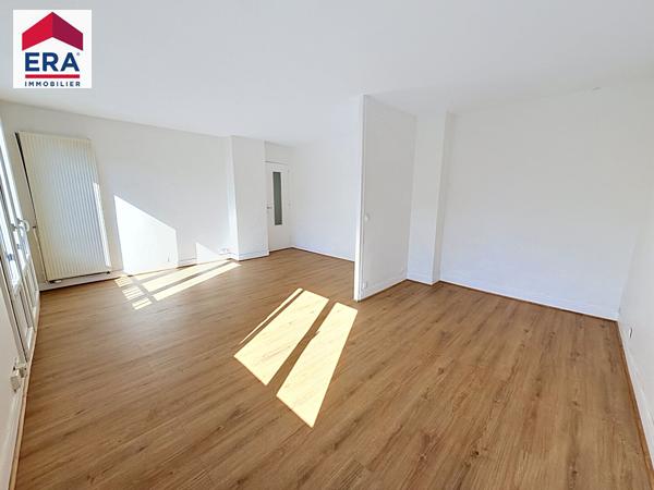 A LOUER VIDE - 3/4 PIECES 65m²