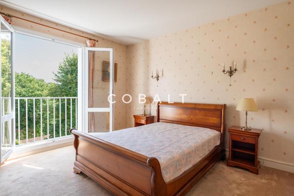 NANTES CANCLAUX – EXCLUSIVITÉ – Appartement T3 de 82 m² en étage élevé avec balcon, grande cave de 9 m² et par