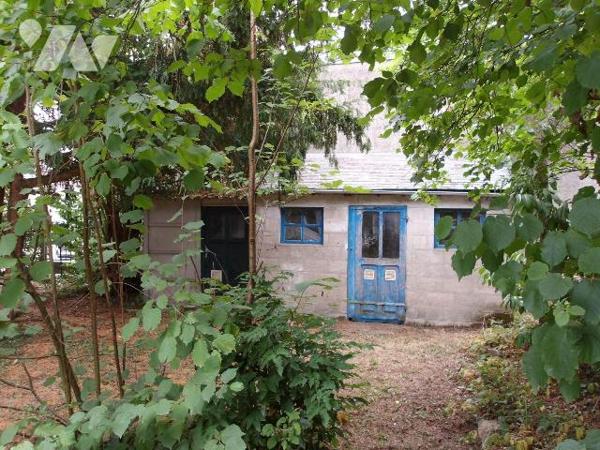 BOUSSAC (23) CREUSE, A vendre charmante maison de bourg en pierres (élevée partie sur sous-sol ...