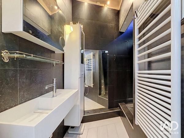 Studio à vendre 57 m² Paris 11