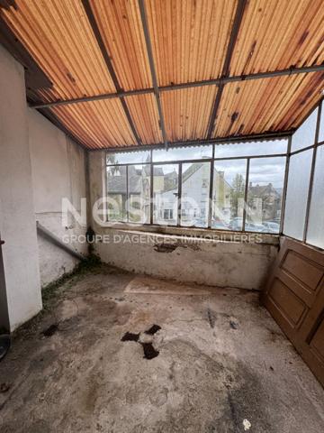Appartement à vendre à rénover entièrement - Hyper centre de Locminé