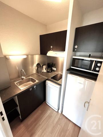 Appartement F2 à vendre  2 pièces - 27,22 m2 LA LONDE LES MAURES - 83