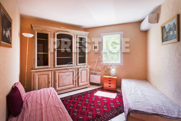 Maison
                                                                                                                                                                                                                                                                                                                        7 pièce(s)                                                                                                                                                                                                          5 chambre(s)                                                                                                                                                                                                          192.67  m²