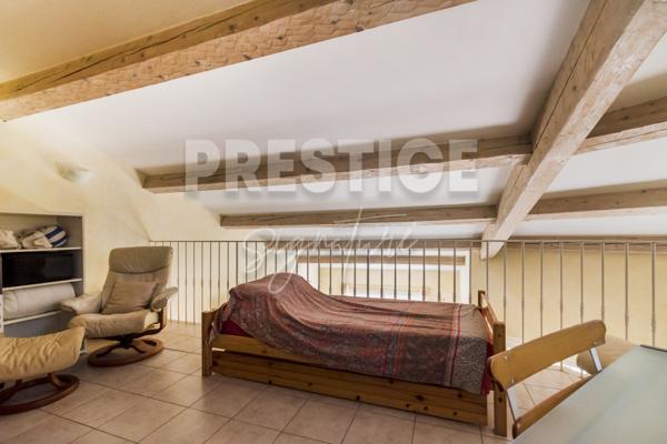 Maison
                                                                                                                                                                                                                                                                                                                        7 pièce(s)                                                                                                                                                                                                          5 chambre(s)                                                                                                                                                                                                          192.67  m²