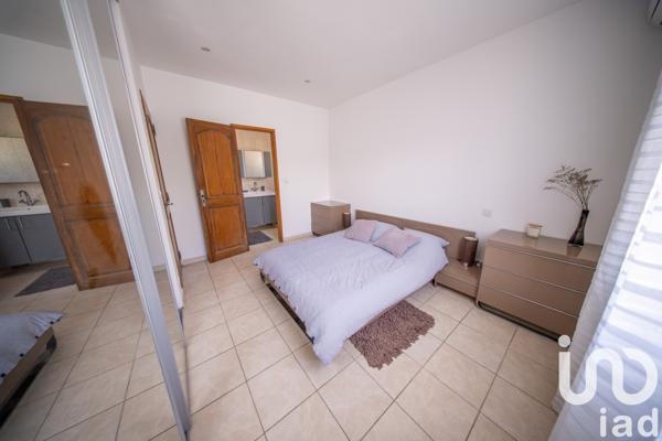 Maison à vendre 6 pièces 261 m² Gignac-la-Nerthe