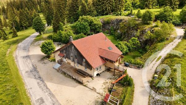 Maison à vendre  10 pièces - 297 m 2   LES FOURGS  - 25