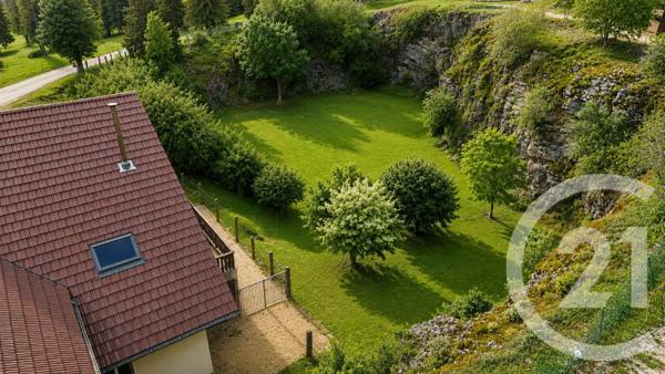 Maison à vendre  10 pièces - 297 m 2   LES FOURGS  - 25