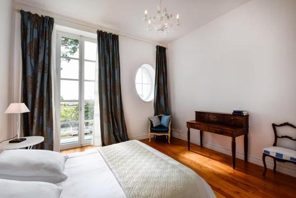 Bordeaux Rive droite Demeure de prestige  12 pièce(s) 450 m2