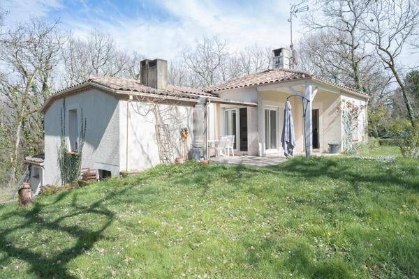 Vente / Maison et grand terrain