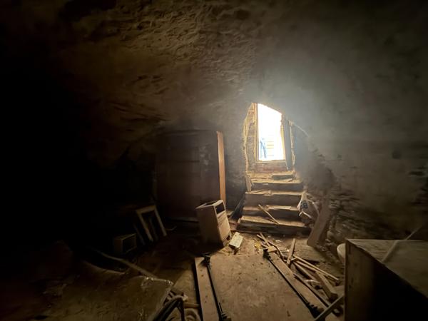 Cave 44,63 m2 Bastia - Montée Filippina