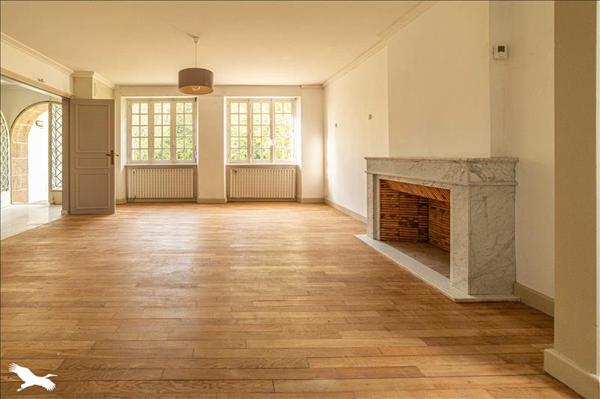 Maison à vendre |  Morlaix |  9 pièces | 215 m²