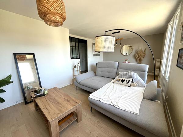 Appartement Rennes - Rue de Nantes - T4 - TRAVERSANT - RENOVE - CAVE
