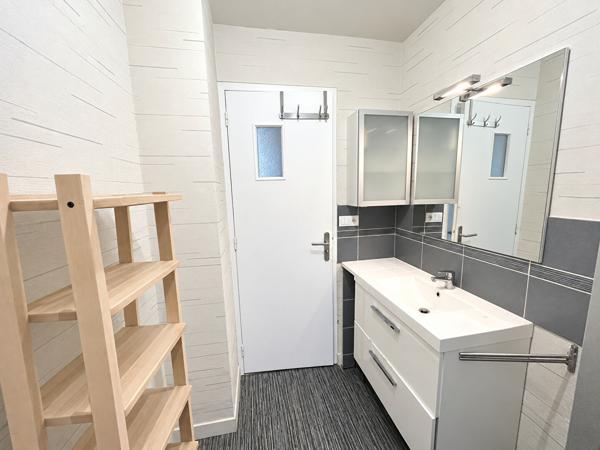 Appartement Rennes - Rue de Nantes - T4 - TRAVERSANT - RENOVE - CAVE
