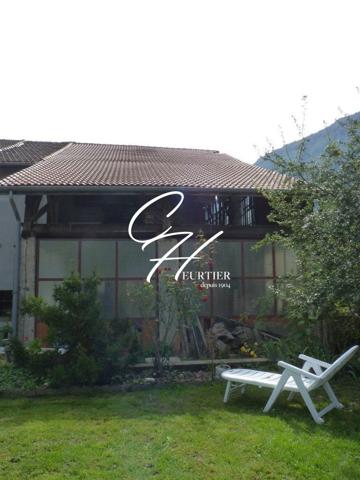 Grange à réhabiliter avec jardin