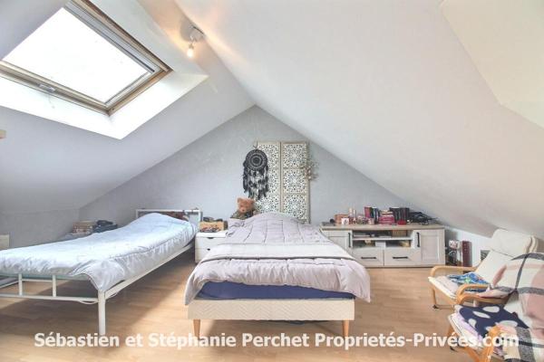 Maison 3 chambres sur un terrain d'environ 1525 m2