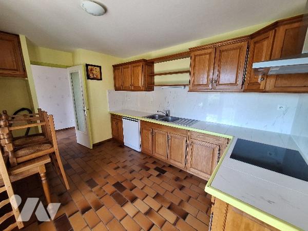 Joli pavillon de 116 m², type 5, dans un quartier calme de Villefranche-de-Rouergue.