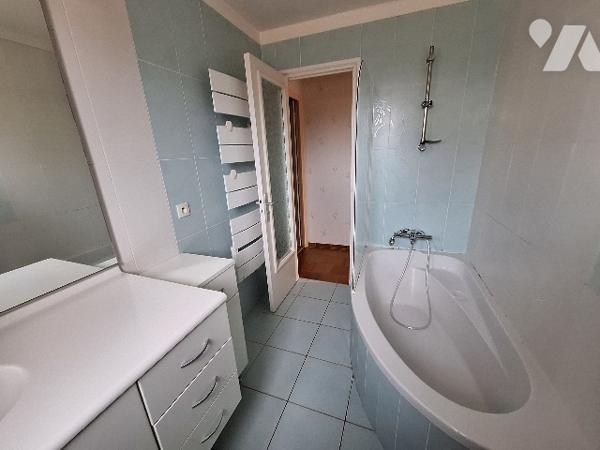 Joli pavillon de 116 m², type 5, dans un quartier calme de Villefranche-de-Rouergue.