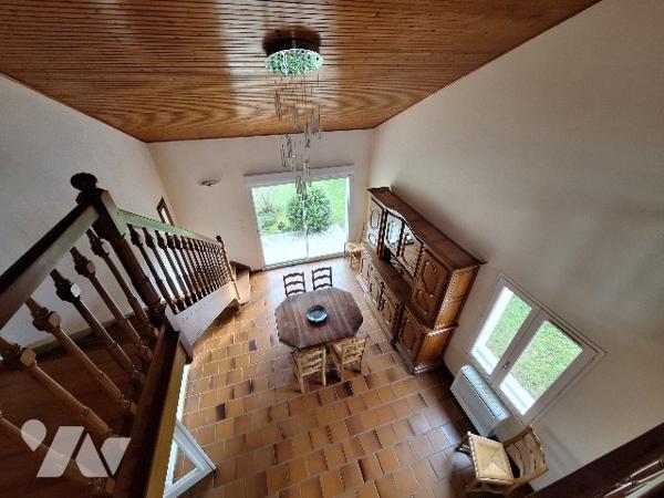 Joli pavillon de 116 m², type 5, dans un quartier calme de Villefranche-de-Rouergue.