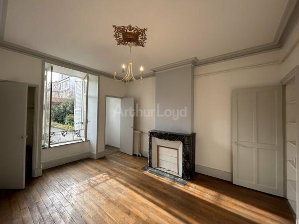 BUREAUX à LOUER de 114 m²