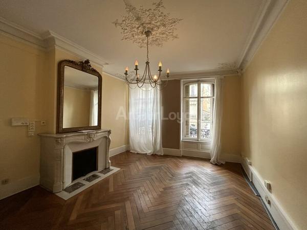 BUREAUX à LOUER de 114 m²