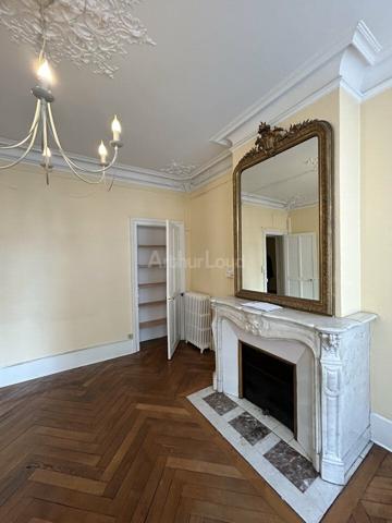 BUREAUX à LOUER de 114 m²