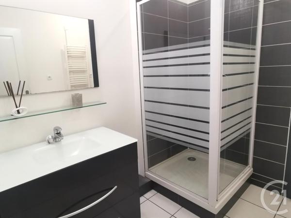 Appartement T3 à vendre  3 pièces - 69 m2 ARVILLARD - 73