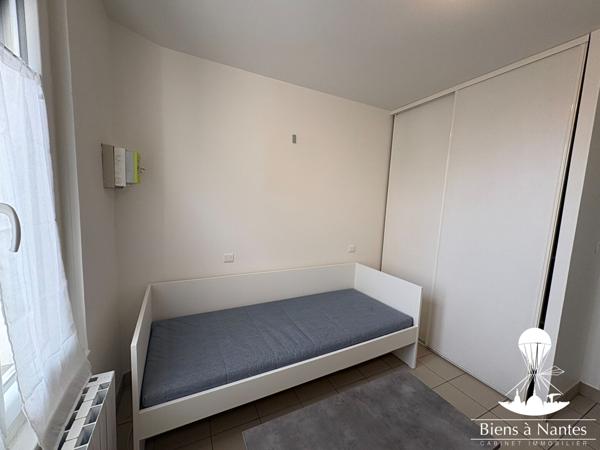 QUARTIER ZOLA - STUDIO MEUBLÉ AVEC COUR , Nantes