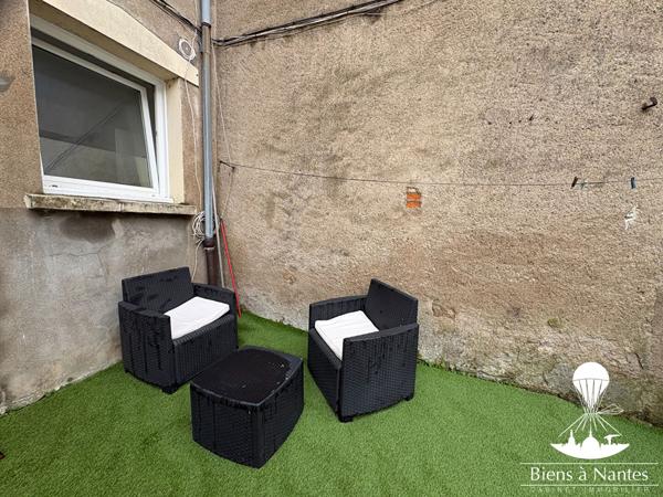 QUARTIER ZOLA - STUDIO MEUBLÉ AVEC COUR , Nantes