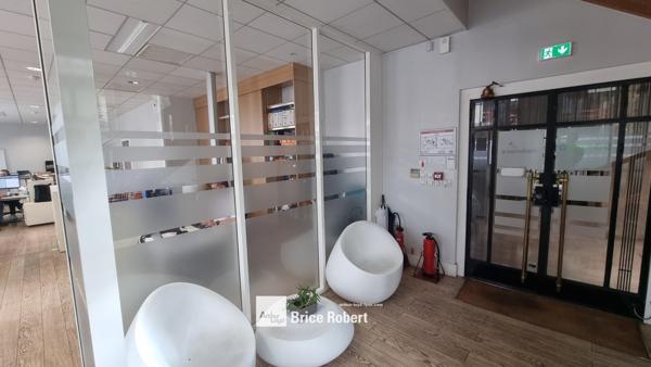 Location bureaux lumineux Lyon 3ème avenue de Saxe proche Part Dieu