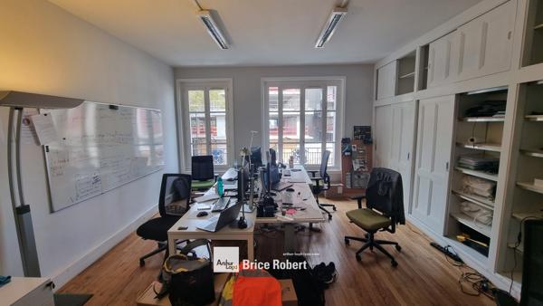 Location bureaux lumineux Lyon 3ème avenue de Saxe proche Part Dieu