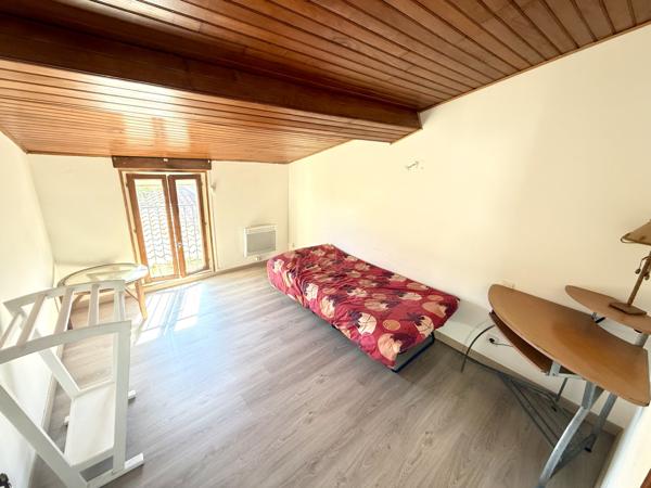 Alénya (66200) Maison de village 4 pièces R+2 de 80m² Habitables