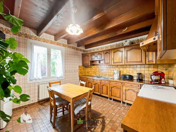 Maison 6 pièces - 151 m² Exclusivité efficity