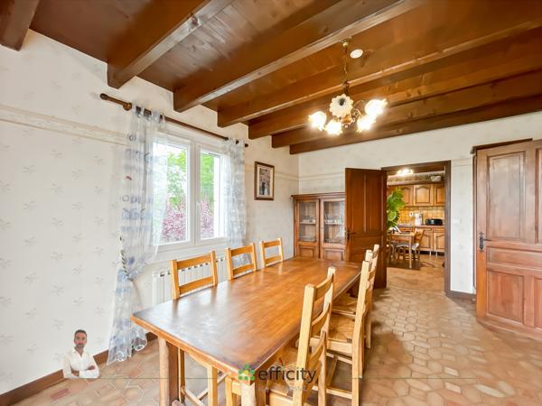 Maison 6 pièces - 151 m² Exclusivité efficity