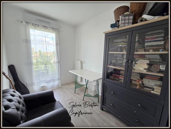 Sevran Appartement 2 pièces - 50 m2 - Balcon - Place de parking en sous-sol