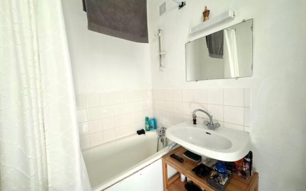 Appartement à vendre    2 pièces • 26 m2 Cormelles-le-Royal