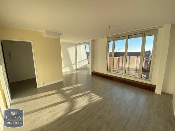 Appartement à louer 3 pièces 76.88m² Charleville-Mézières (08000)