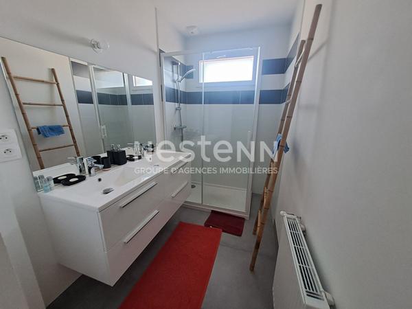 Maison contemporaine de 2018 à Rouillon avec suite parentale et vaste pièce de vie de 60m² proche commerces