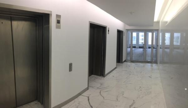 Bureaux à vendre à Puteaux La Défense dans un immeuble sécurisé avec services