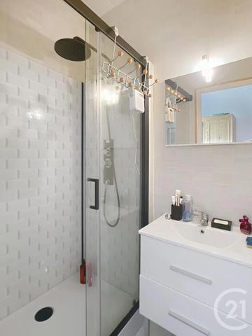 Maison à vendre  8 pièces - 154 m 2   GISORS  - 27
