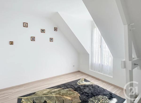 Maison à vendre  8 pièces - 154 m 2   GISORS  - 27